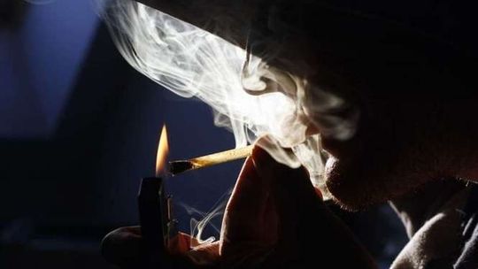 Oszuści udają walczących z dopalaczami inspektorów sanepidu