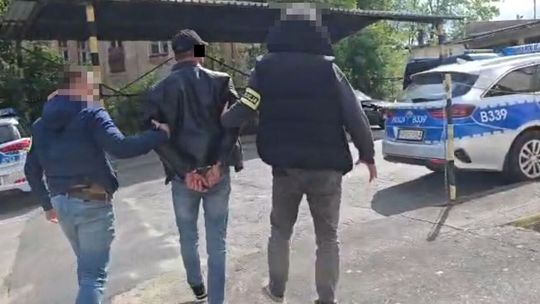 Oszust internetowy zatrzymany we Wrocławiu. „Łowcy głów” z Lublina dopadli 36-latka