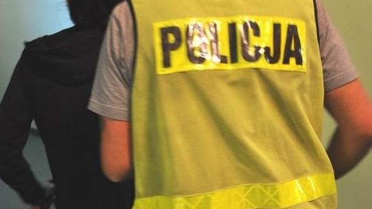 Oszust sfałszował potwierdzenie przelewu za mercedesa