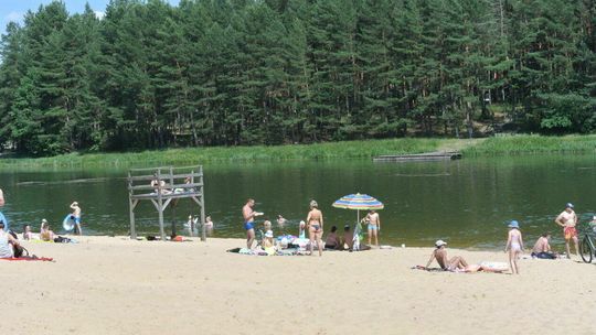 Otwarcie sezonu w Majdanie Sopockim. Impreza z Szymonem Wydrą 