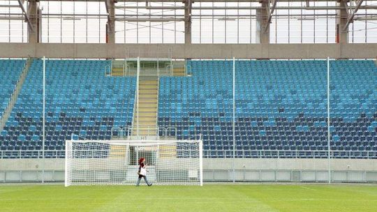Otwarcie stadionu przy ul. Krochmalnej. MOSiR: Sprzedaliśmy kilka tysięcy biletów