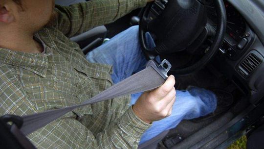 Otworzą furtkę dla aut z Wielkiej Brytanii. Specjaliści: Angliki nas nie zaleją