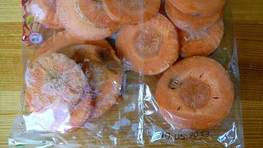 \"Owoce w szkole\": Zepsuta marchewka dla dzieci