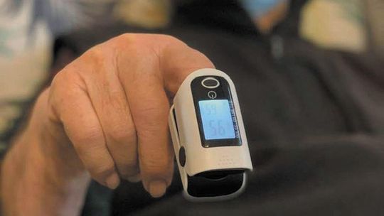 Pacjenci z Covid-19 pod zdalną kontrolą. Ruszył program Domowej Opieki Medycznej