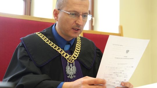 Pacjenci zmarli po przeszczepie od chorego na raka. Lekarz uniewinniony
