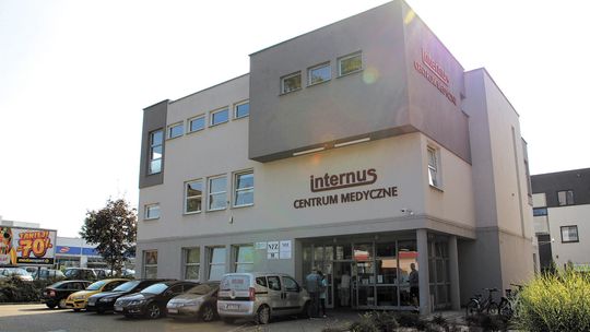 Pacjent na słuchawce. Była 37 w kolejce, a gdy doszło do 10. to zerwało połączenie. 