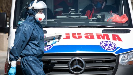 Pacjentka szpitala w Puławach, która wyzdrowiała z Covid-19: "Bałam się zasnąć, bo wydawało mi się, że się uduszę"