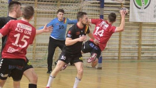 Padwa Zamość lepsza od AZS UJK Kielce dopiero po karnych