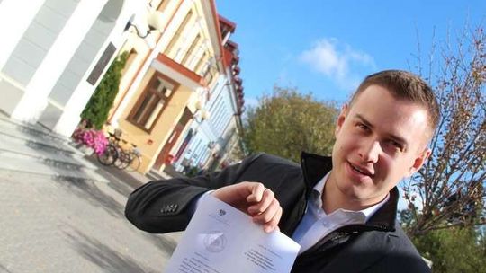 Pałac Radziwiłłów i fundacja z Gdyni. Poseł Kabaciński ma wątpliwości