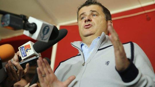 Palikot chce legalizacji produkcji bimbru z owoców
