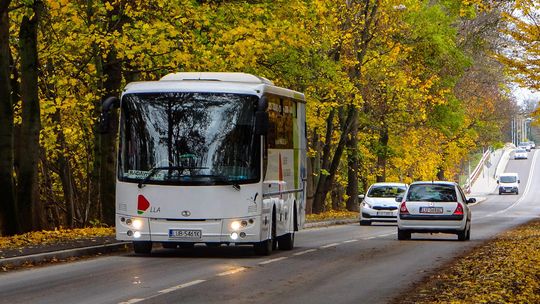 Paliwo coraz droższe. Przewoźnicy z Lubelskiego mówią, co może czekać pasażerów