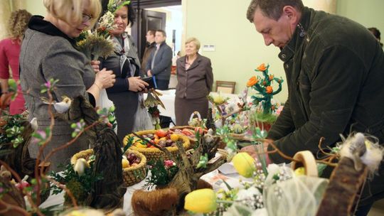 Palmy, pisanki i ciasta w Urzędzie Marszałkowskim (zdjęcia)