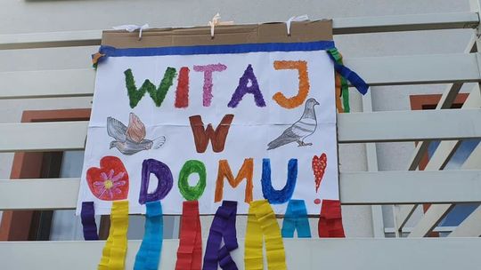 Pan Ryszard, "dziadek z plakatu" sprzed szpitala w Lublinie już jest w domu