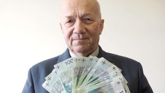 Pan Stanisław wygrał 5 tys. zł. Ty też możesz