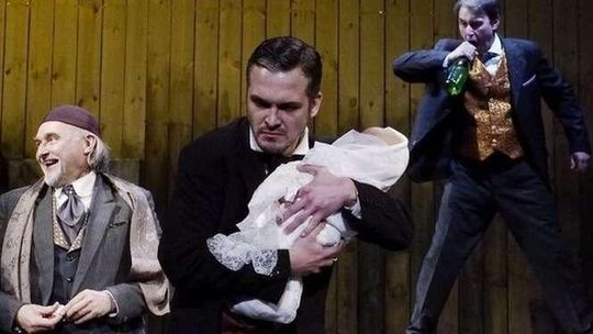 Pani Bovary w Teatrze Osterwy. Recenzja spektaklu