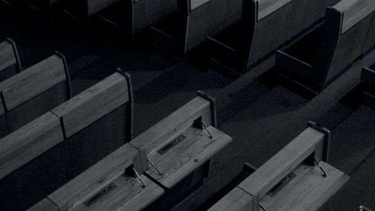 Pani od piękna. To ona projektowała meble i wnętrza na KUL