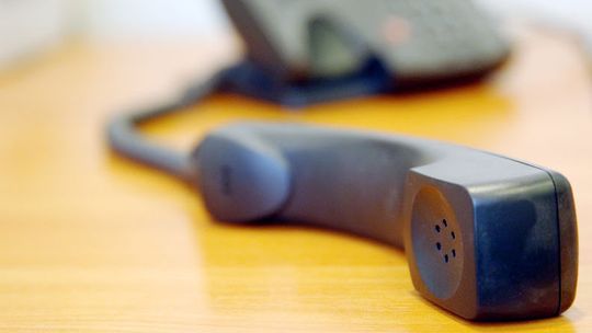 "Pański syn potrącił trzy osoby". Oszust podawał się za Domańskiego