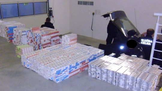 Papierosowy paser obezwładniony przez celników
