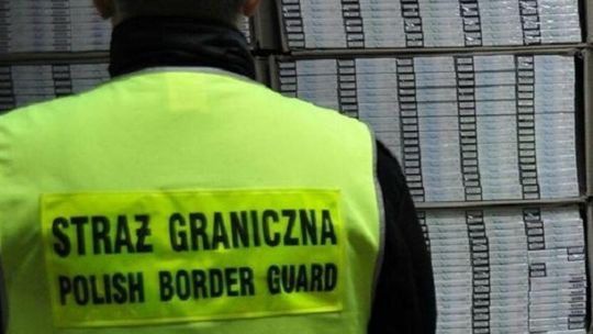 Papierosy za grube miliony płynęły przez Bug. Gangi przemytników rozbite