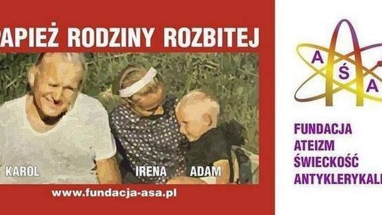 Papież "z rodziną". Jest dochodzenie w sprawie kontrowersyjnego billboardu
