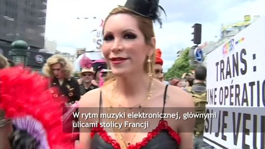 Parada gejów w centrum Paryża (wideo)