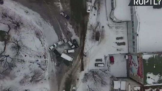 Paraliż miasta i kilkaset wypadków we Władywostoku. Przez śnieżycę