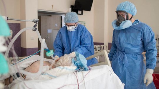 Parczew: Jeden oddział szpitalny zamieni się w covidowy, ale jest zmiana planów