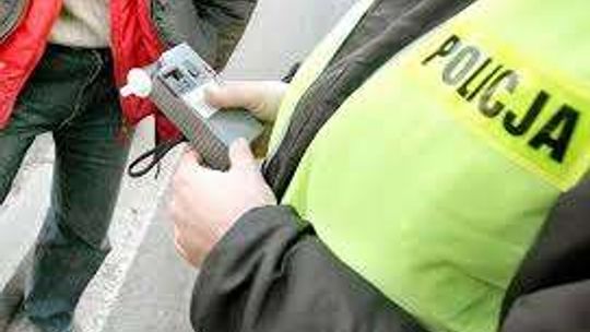 Parczew: Pijany kierowca chciał uciec policjantom