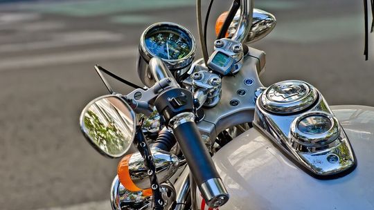 Parczew. Policja złapała syna, ale mandat dostała matka