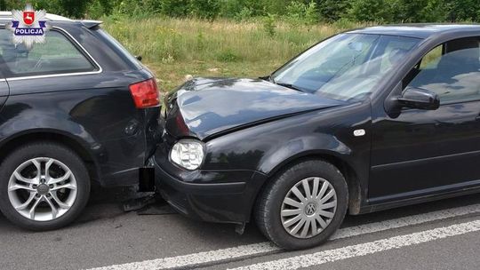 Parczew: Zatrzymała się, żeby ustąpić pierwszeństwa. Wtedy uderzył w nią volkswagenem
