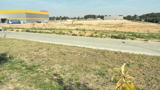 Park handlowy na Węglinie: Agata Meble i Bricoman we wrześniu. Później Decathlon