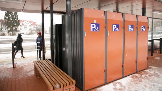 Parking, przystanek, wypożyczalnia rowerów, wszystko w jednym miejscu. Dla wygody pasażerów [zdjęcia]