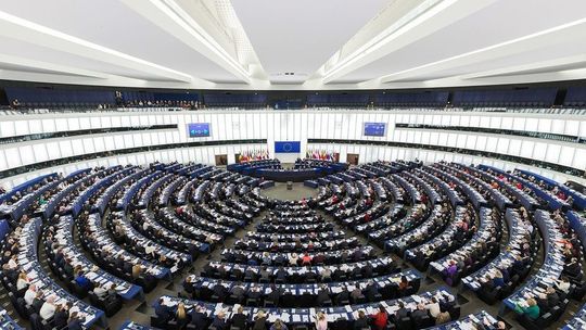 Parlament Europejski: Pomieszczenia dla bezdomnych, kuchnia dla medyków 