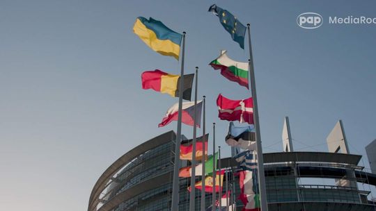 Parlament Europejski przyznał Nagrodę im. Daphne Caruany Galizii 2026 za śledztwo dotyczące porozumienia migracyjnego Włoch i Albanii