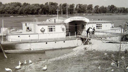Parostatkiem z Puław do Warszawy. Historia żeglugi wiślanej
