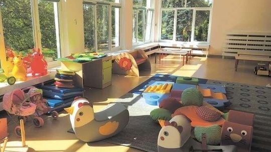 Partia Razem krytykuje pomysł budowania strzelnic. Chce by wydać pieniądze na żłobki