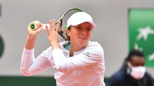 Paryż 2024: Iga Świątek w trzeciej rundzie turnieju tenisowego kobiet