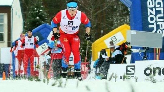  Paweł Filip i Ewa Korkosz z Pucharami Burmistrza Tomaszowa Lubelskiego