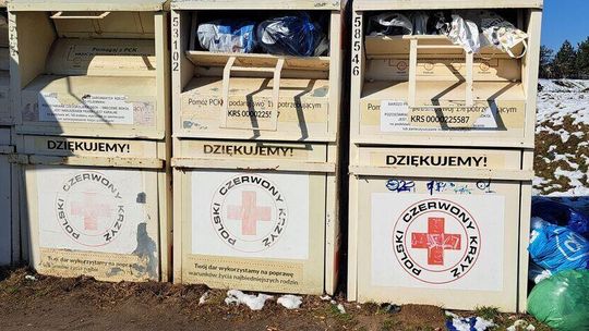 PCK usuwa kontenery z części województwa. Powodem – odpady i dewastacje