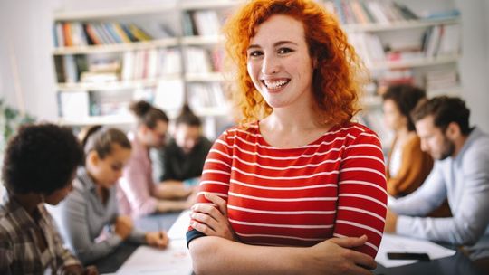 Pedagog poza szkolnym korytarzem. Sprawdź, gdzie jeszcze może pracować