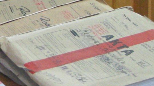 Pękła rura w prokuraturze. Woda zalała akta