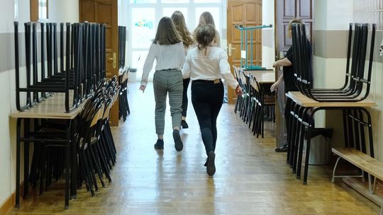 Pensje nauczycieli muszą wzrosnąć w tym miesiącu. "Przed nami trudny rok"