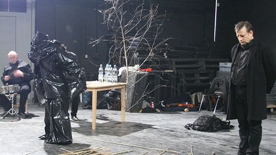 Performance w \"Labiryncie\"