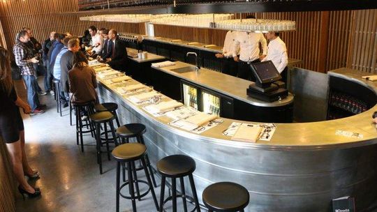 Perła otwiera pijalnię przy Bernardyńskiej. Piwo, jedzenie i długi bar