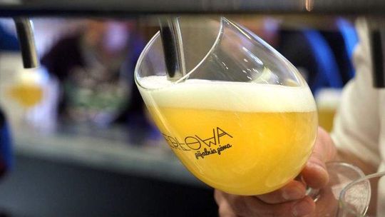 Perła uwarzyła piwo pszeniczne. Dostępne na razie tylko w pijalni