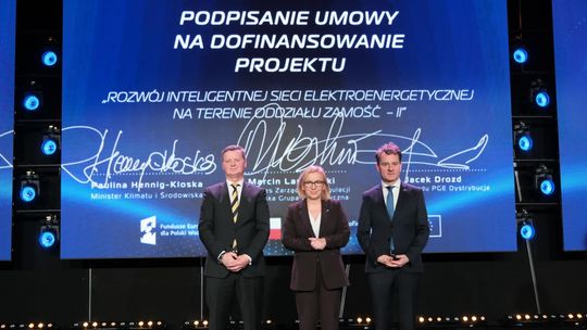 PGE Dystrybucja z kolejnymi umowami o wartości ponad 200 mln złotych Paulina Hennig-Kloska: modernizacja i cyfryzacja sieci energetycznych to klucz do bezpieczeństwa energetycznego i niższych cen energii.
