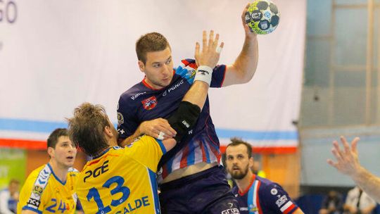 PGE Vive Kielce – Azoty Puławy 35:18. Bezradni goście