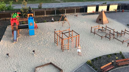 PIASKI - prawdziwe miasto na medal 