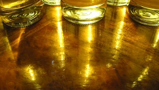 Piaski: W święta zabrakło im alkoholu, więc włamali się do sklepu