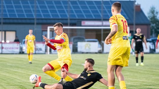 Pięć bramek, dwie czerwone kartki i dodatkowe smaczki w meczu Gryfa Gmina Zamość z BKS Bodaczów